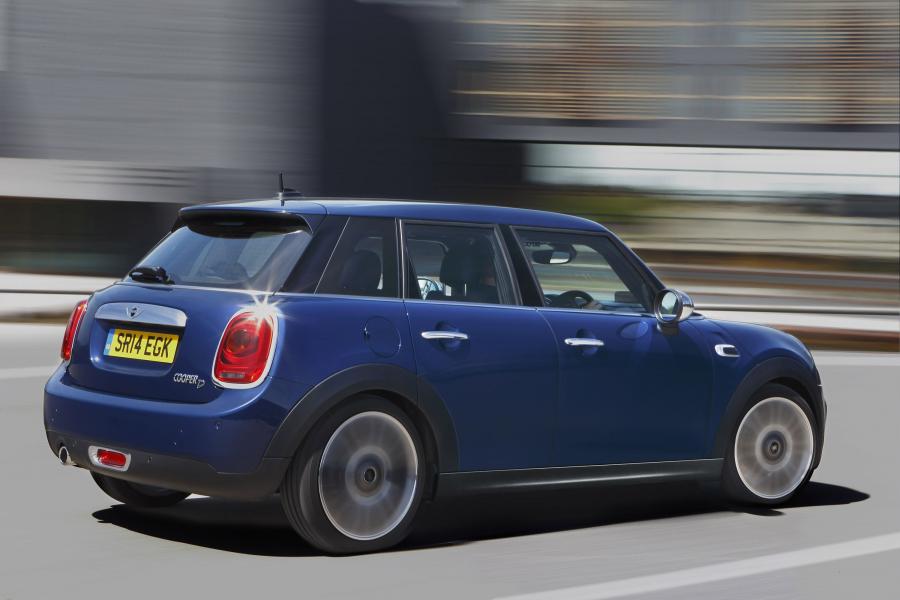  Mini Cooper D 5-Door 2014 года  (UK) (фото 52 из 68)
